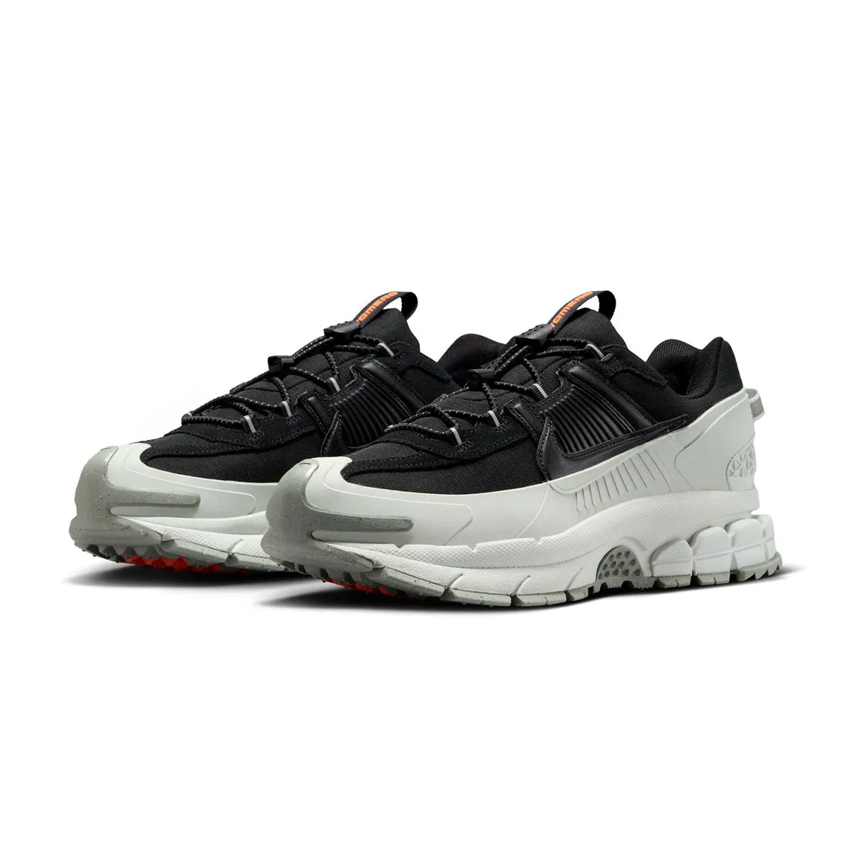 Zoom Vomero Roam 'Black Light Silver' Breath Option Orthopedic Fit