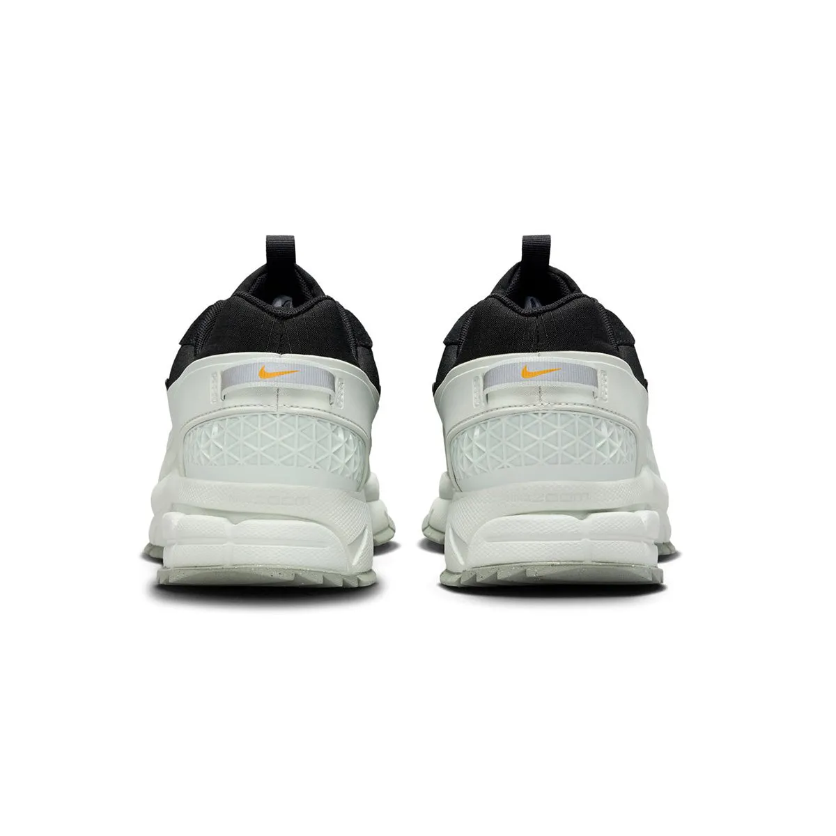 Zoom Vomero Roam 'Black Light Silver' Sporty arch